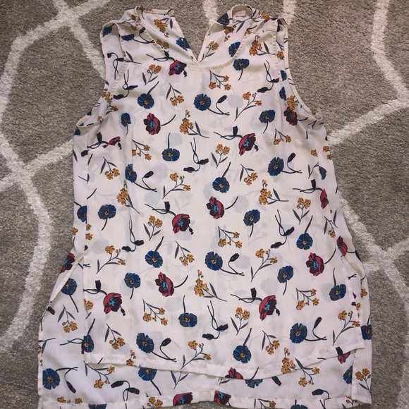 Classy floral shirt by Philosophy - Picture 2 of 2